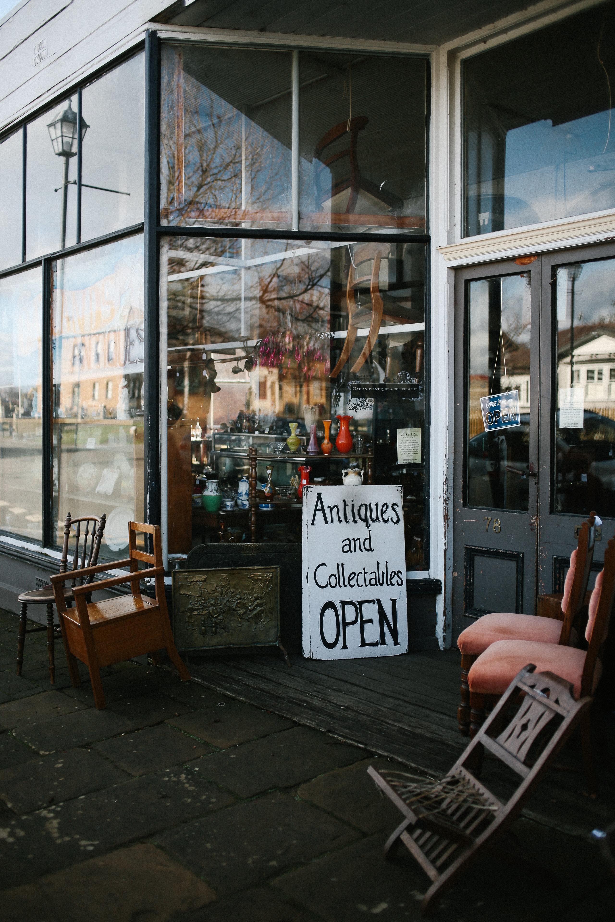 Antiques and Collectables shop in Oatlands