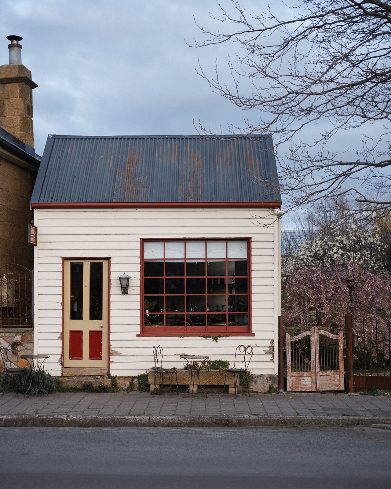 Vintage on High cafe in Oatlands